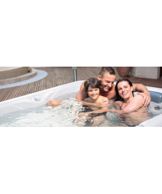 Hot Tub for Outdoor Installation, model ''Mars'', Wellis